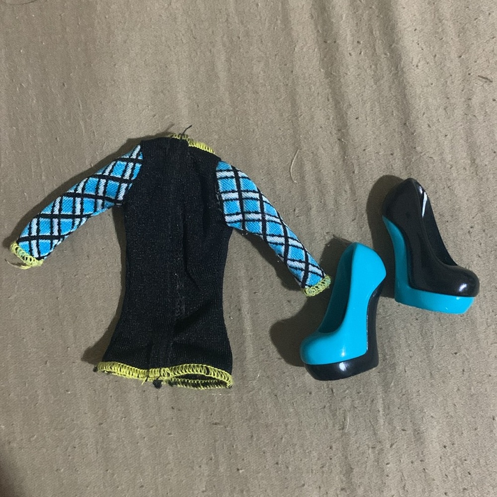 Ghoul Spirit Frankie replacement shirt + shoes - Picture 2 of 2